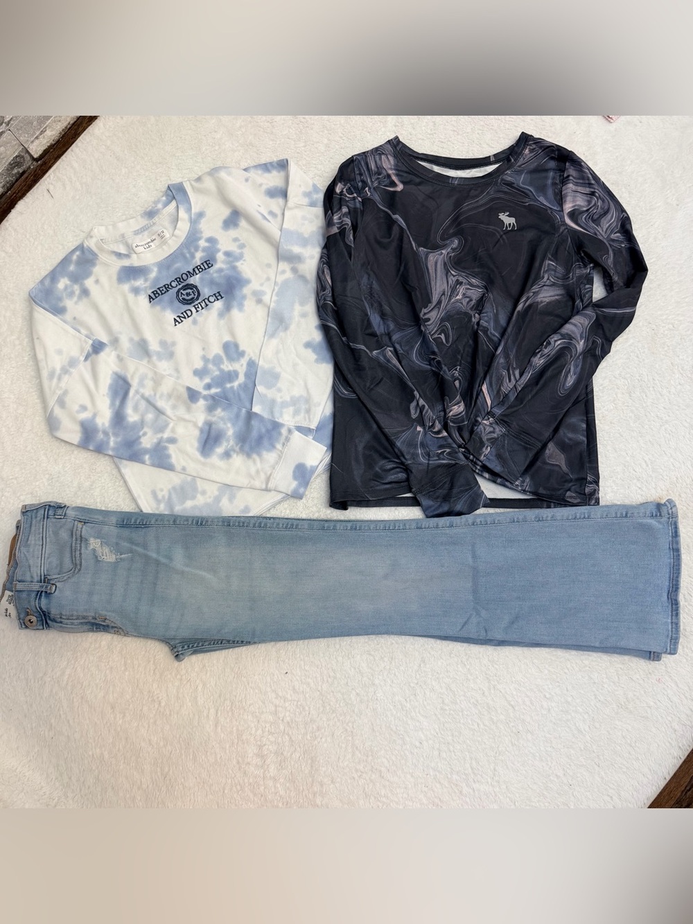Bundle 3 Abercrombie & Fitch tie-dye sweatshirt and jeans set size 11/12